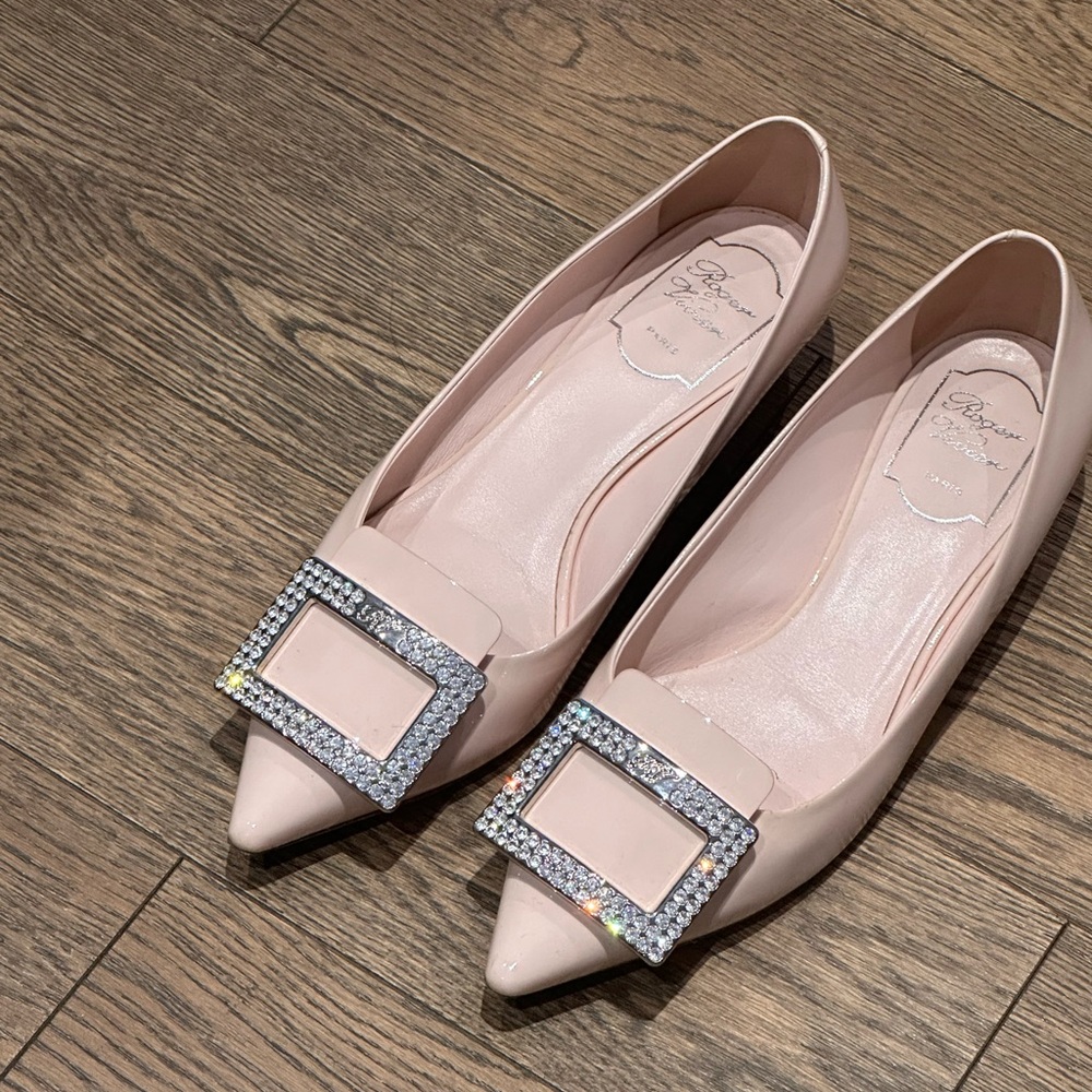 Roger Vivier Blush Pink Crystal-Embellished Pointed Toe Flats - Picture 3 of 8